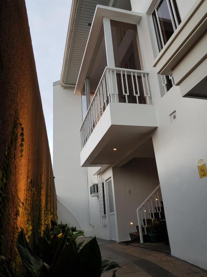 Casa Estela Boutique Hotel & Cafe Calapan Exterior photo